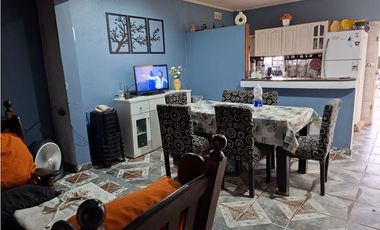 CASA HUEMUL ESQUINA ALBARRACIN