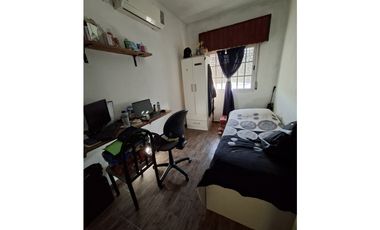 CASA HUEMUL ESQUINA ALBARRACIN