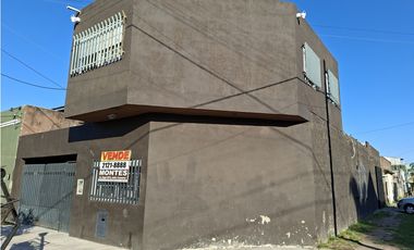 CASA HUEMUL ESQUINA ALBARRACIN