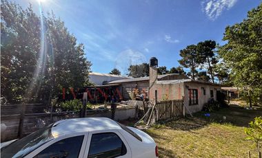 LOTE COMERCIAL CON CASA Y GALPÓN EN ZONA INDUSTRIAL DE OSTENDE