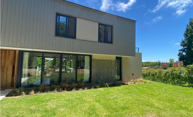 CASA EN ALQUILER EN COSTA ESMERALDA - SENDEROS IV 508