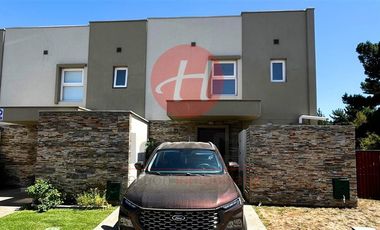 Casa en Venta en Condominio Versalles