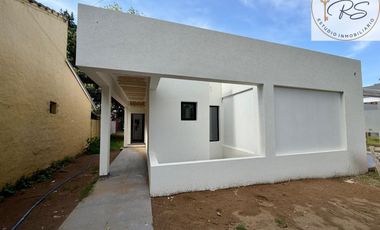 Casa a estrenar en lote propio c/ cochera en Costa del Este
