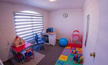 Casa en Arriendo en HA DOS DUADRAS DEL MALL DE MELIPILLA