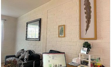 Casa en Arriendo en HA DOS DUADRAS DEL MALL DE MELIPILLA