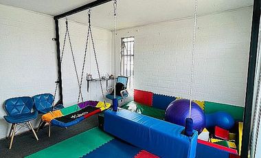 Casa en Arriendo en HA DOS DUADRAS DEL MALL DE MELIPILLA