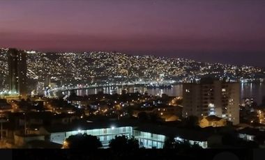 Departamento en Arriendo en ARRIENDO DEPTO AMOBLADO!! EDIFICIO MARPARAISO VI CERRO LOS PLACERES