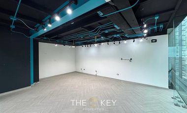 Local Comercial en Arriendo en Av. Sta. Clara - Del Valle