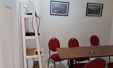 Casa en Arriendo en A DOS CUADRAS DE LA PLAZA DE MELIPILLA ESQUINA VARGAS