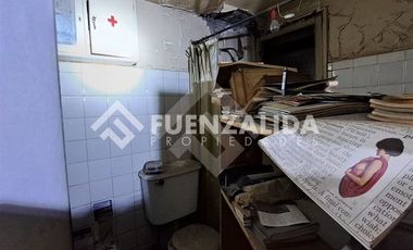 Local Comercial en Venta en Avda. Recoleta