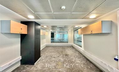 Oficina en Arriendo en Av. Sta. Clara - Del Valle