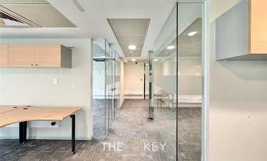 Oficina en Arriendo en Av. Sta. Clara - Del Valle