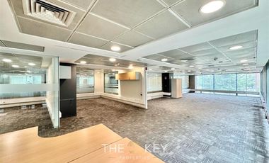 Oficina en Arriendo en Av. Sta. Clara - Del Valle