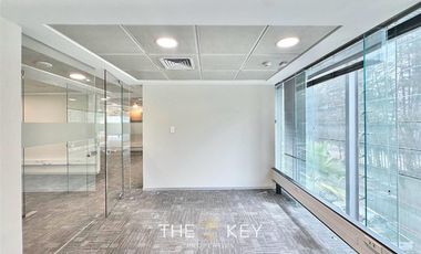 Oficina en Arriendo en Av. Sta. Clara - Del Valle