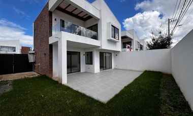 Casa en Arriendo en 20 NORTE 37 ORIENTE