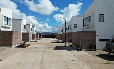 Casa en Arriendo en 20 NORTE 37 ORIENTE