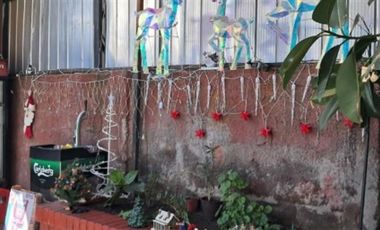 Bodega en Venta en Vicuña Mackena/ John Kennedy