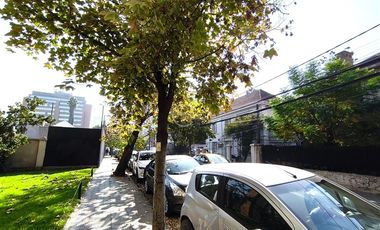 Estacionamiento en Venta en Metro Manuel Montt