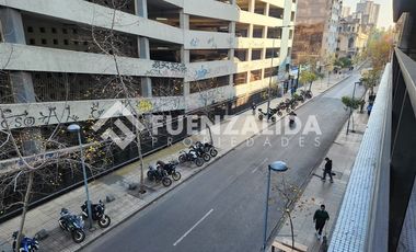 Estacionamiento en Venta en Miraflores / Merced