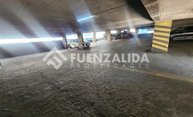 Estacionamiento en Venta en Miraflores / Merced