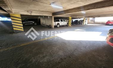 Estacionamiento en Venta en Miraflores / Merced