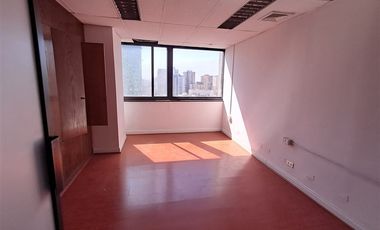 Oficina en Arriendo en Metro Universidad de Chile