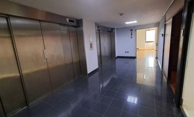 Oficina en Arriendo en Metro Universidad de Chile