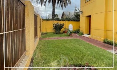 Casa en Venta en CALLE YUNGAY