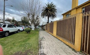 Casa en Venta en CALLE YUNGAY