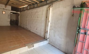 Casa en Venta en Casa con local comercial en venta en Ampliación Prat