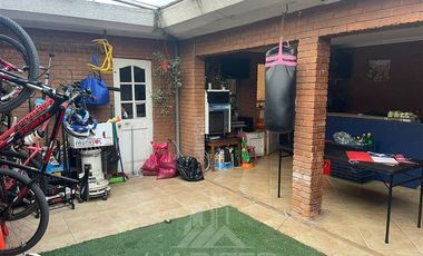 Casa en Venta en AVENIDA LAS TORRES