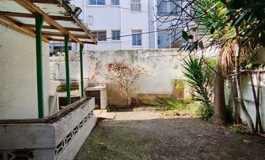 Casa en Arriendo en Casa con giro comercial en sector poniente de Viña