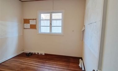Casa en Arriendo en Casa con giro comercial en sector poniente de Viña