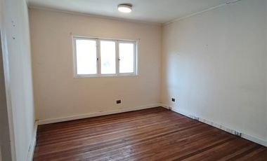 Casa en Arriendo en Casa con giro comercial en sector poniente de Viña