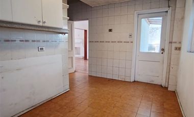 Casa en Arriendo en Casa con giro comercial en sector poniente de Viña