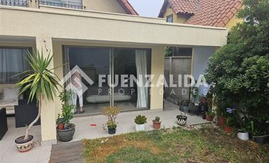 Casa en Venta en Condominio Amapola