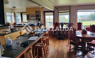 Casa en Venta en Avenida rio Taylor km 1,8