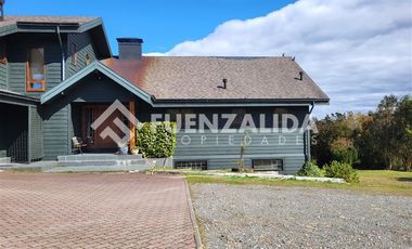 Casa en Venta en Avenida rio Taylor km 1,8