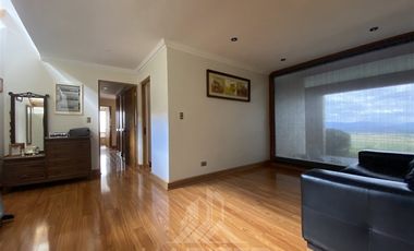 Casa en Venta en Cerro Cristal, Curicó