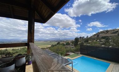 Casa en Venta en Cerro Cristal, Curicó