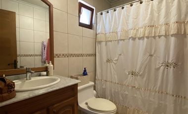 Casa en Venta en Cerro Cristal, Curicó