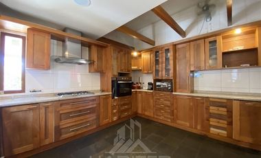 Casa en Venta en Cerro Cristal, Curicó