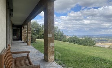 Casa en Venta en Cerro Cristal, Curicó