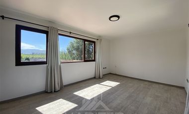 Casa en Venta en El Yugo Llavería