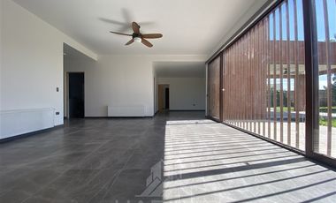 Casa en Venta en El Yugo Llavería