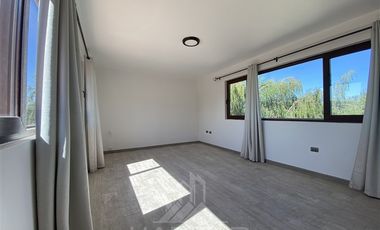 Casa en Venta en El Yugo Llavería
