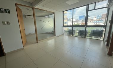 Oficina en Arriendo en providencia cercano a Tobalaba y Los Leones