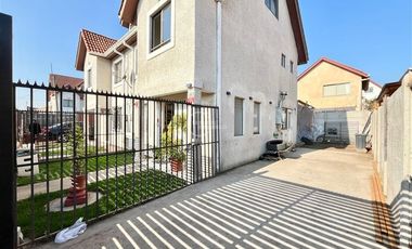 Casa en Arriendo en Bombero Hugo Olguin