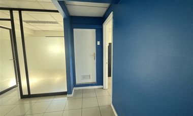 Oficina en Arriendo en Metro Los Leones