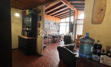 Casa en Venta en Blest Gana con Lynch